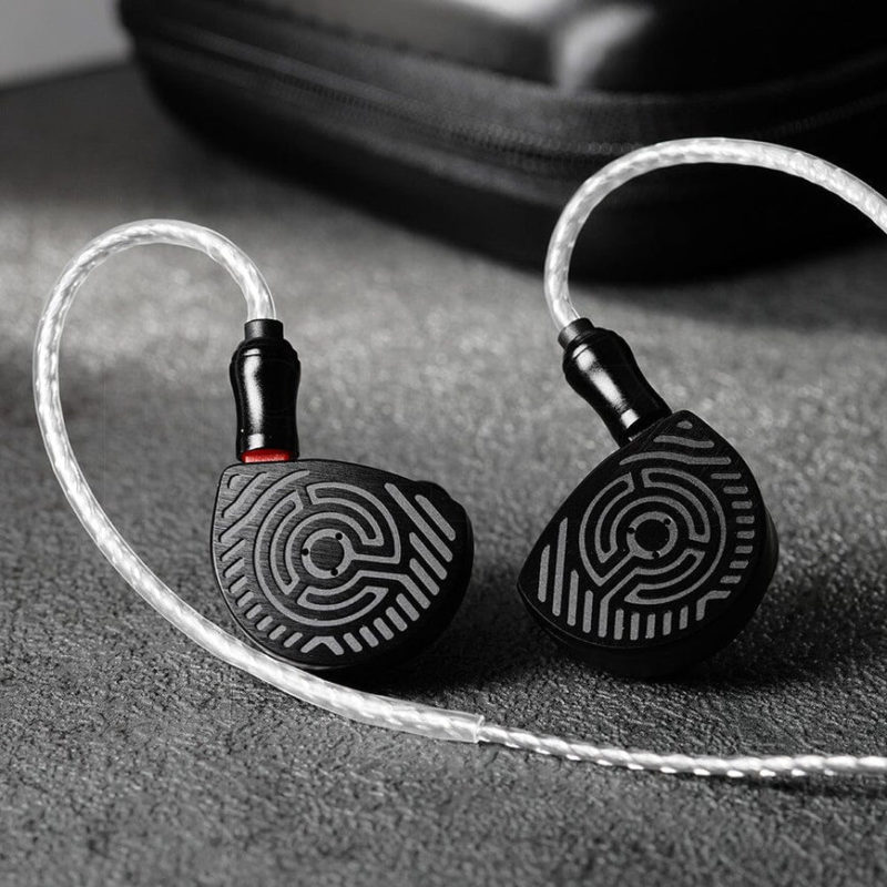 Earphone
